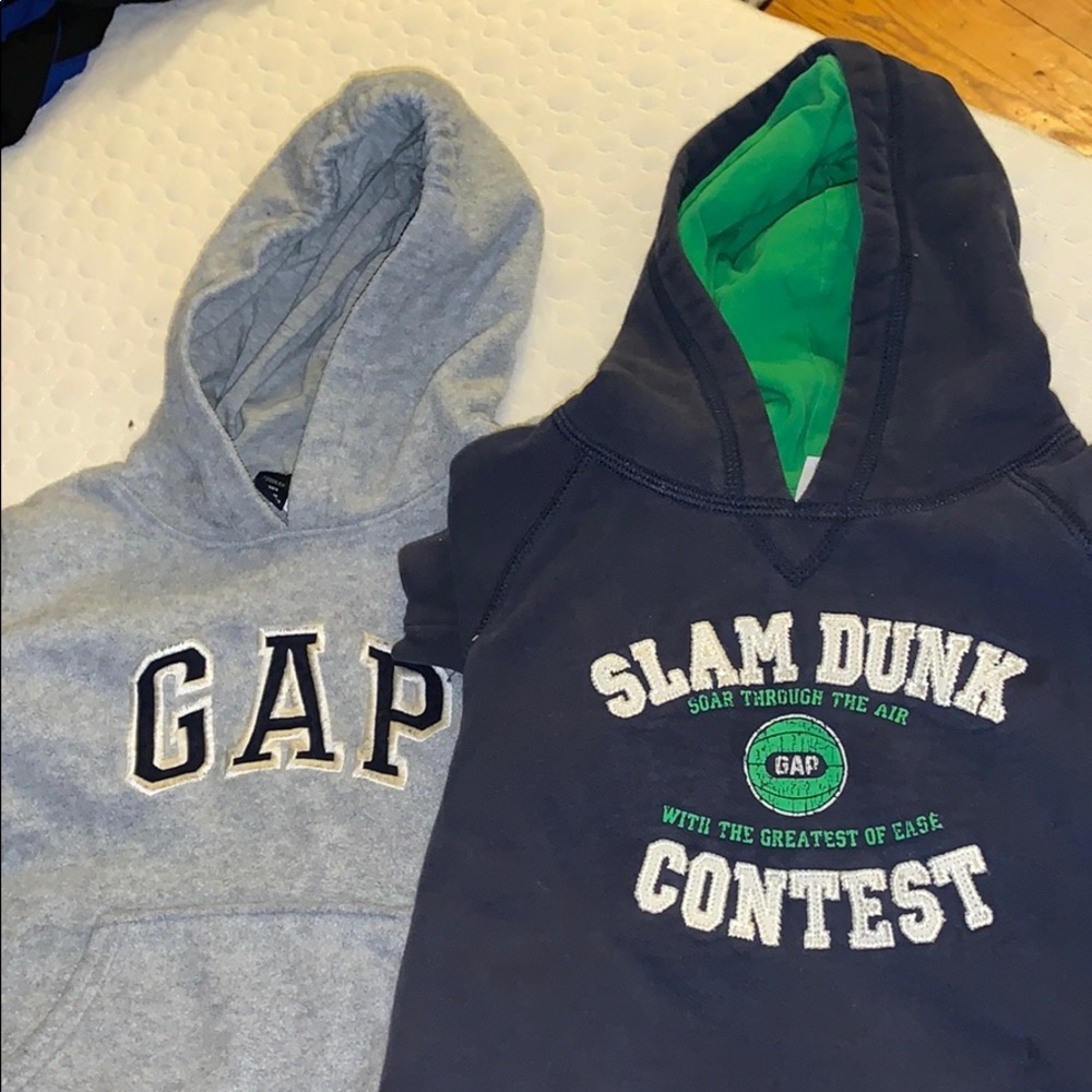 Gap hoodiea